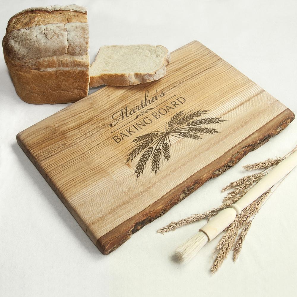 Personalised Bread Carving Board - Lantern Space